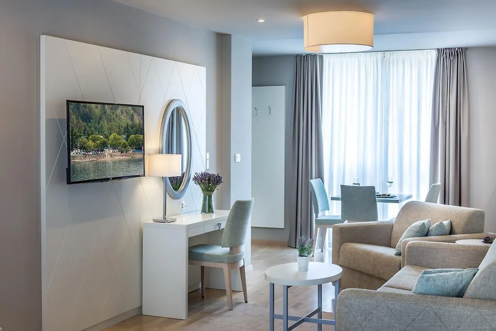 Guest house Apartments & Rooms Preelook Opatija