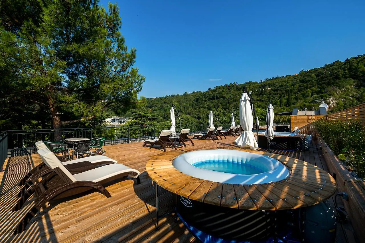 Apartments & Rooms Preelook Opatija Guest house