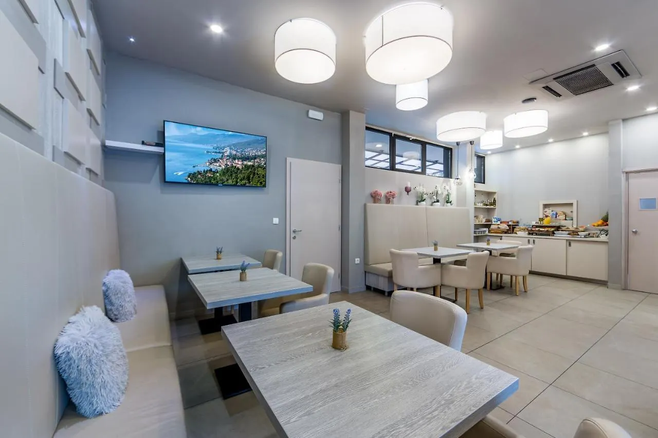 Guest house Apartments & Rooms Preelook Opatija